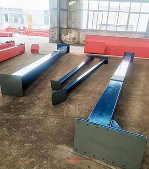 Fixed gantry crane frame Fixed gantry crane frame