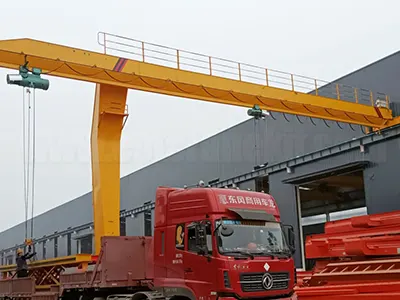 Semi Gantry Crane with Double Hoists Semi Gantry Crane with Double Hoists