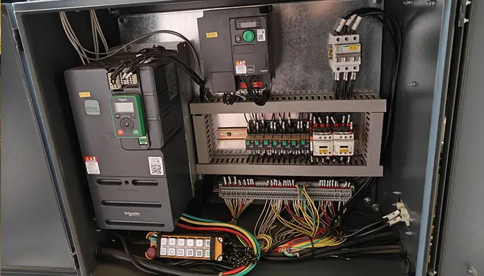 Variable speed control electrical box of the advanced crane for sale Pakistan