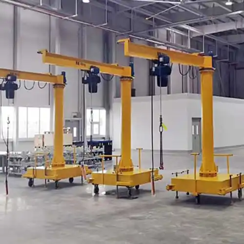 Manual jib crane on wheels