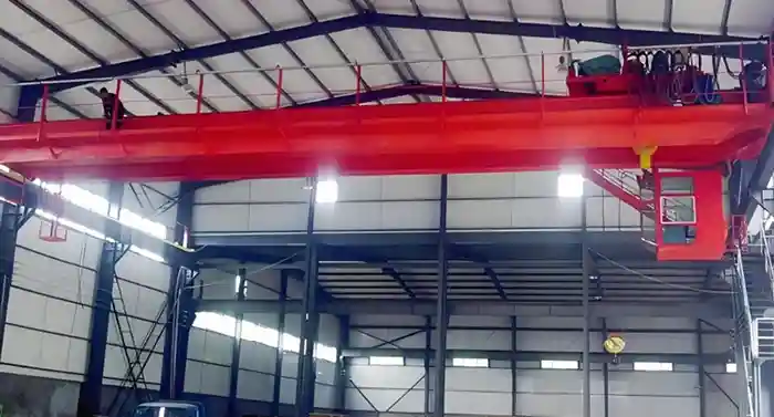 Affordable 30 ton overhead crane with traditional electric open winch trolley