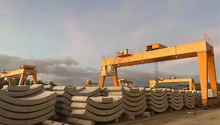 5 ton - 320 ton FEM double girder gantrywith hoist trolley or open winch trolley