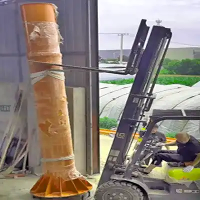 Erect the pillar column upright vertically 