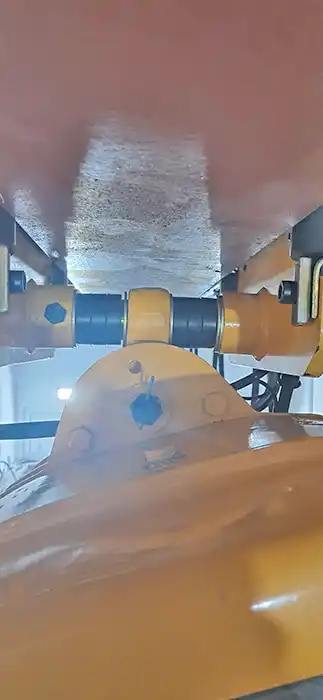 2 ton motorized electric chain hoist mounted on the monorail beam 