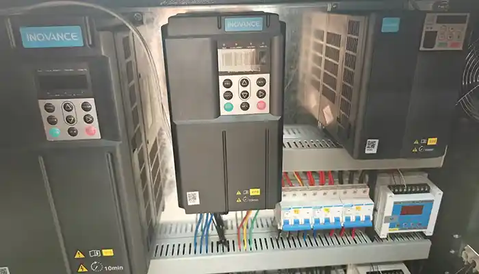 Variable speed overhead crane control 