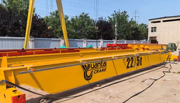 main girder of 22 / 5 ton overhead crane 