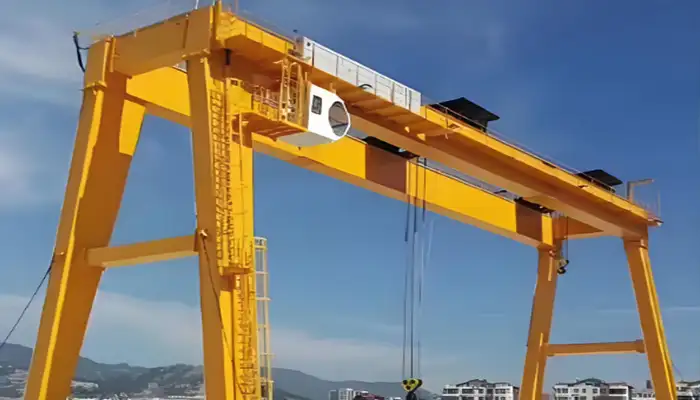 gantry crane with two trolleys 