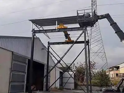 Freestanding Bridge Cranes with Runway Supporting Columns