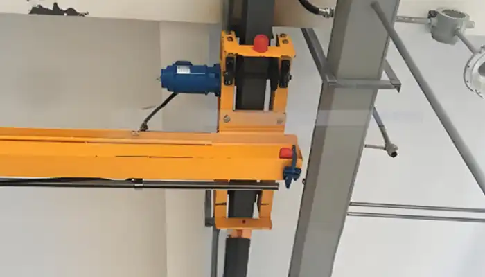 Underhung semi gantry crane
