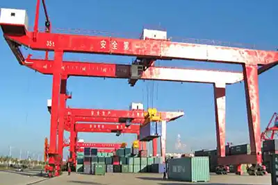 U Frame Gantry Crane for Sale, Customized for Container Handling 