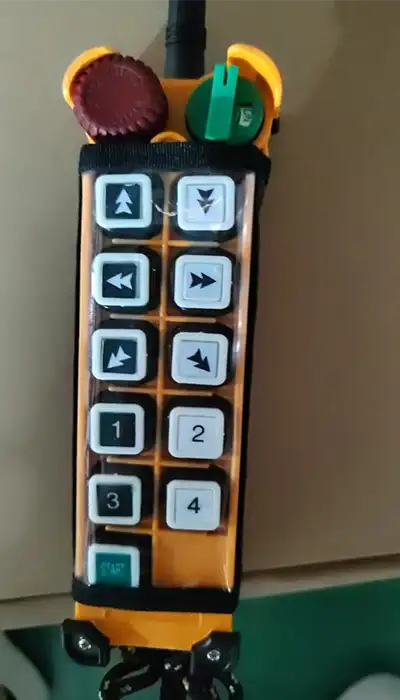 wireless remote controller for the rtg gantry crane
