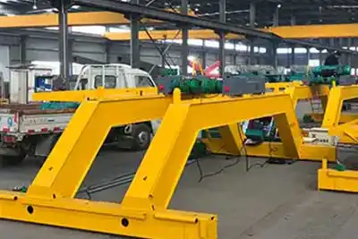 Processed overhead crane used for customer to increase hook height