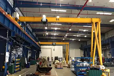 Semi gantry crane 