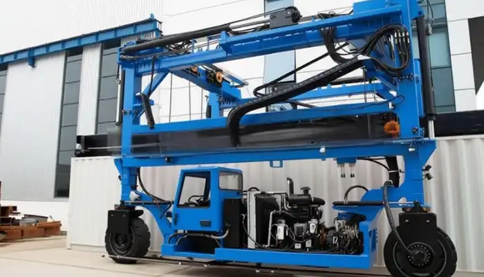 Diesel Straddle Carrier