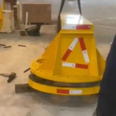 jib crane cantilver and rotating device